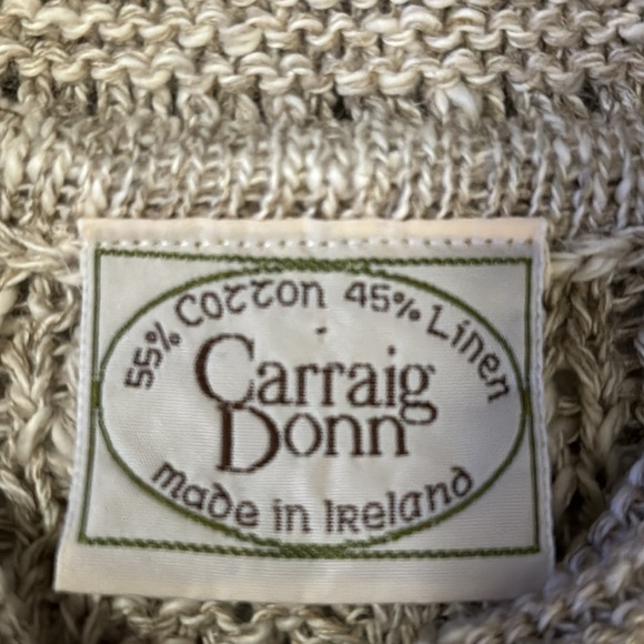 Like new women’s Carraig Donn oversized sweater. Size L - Picture 4 of 6